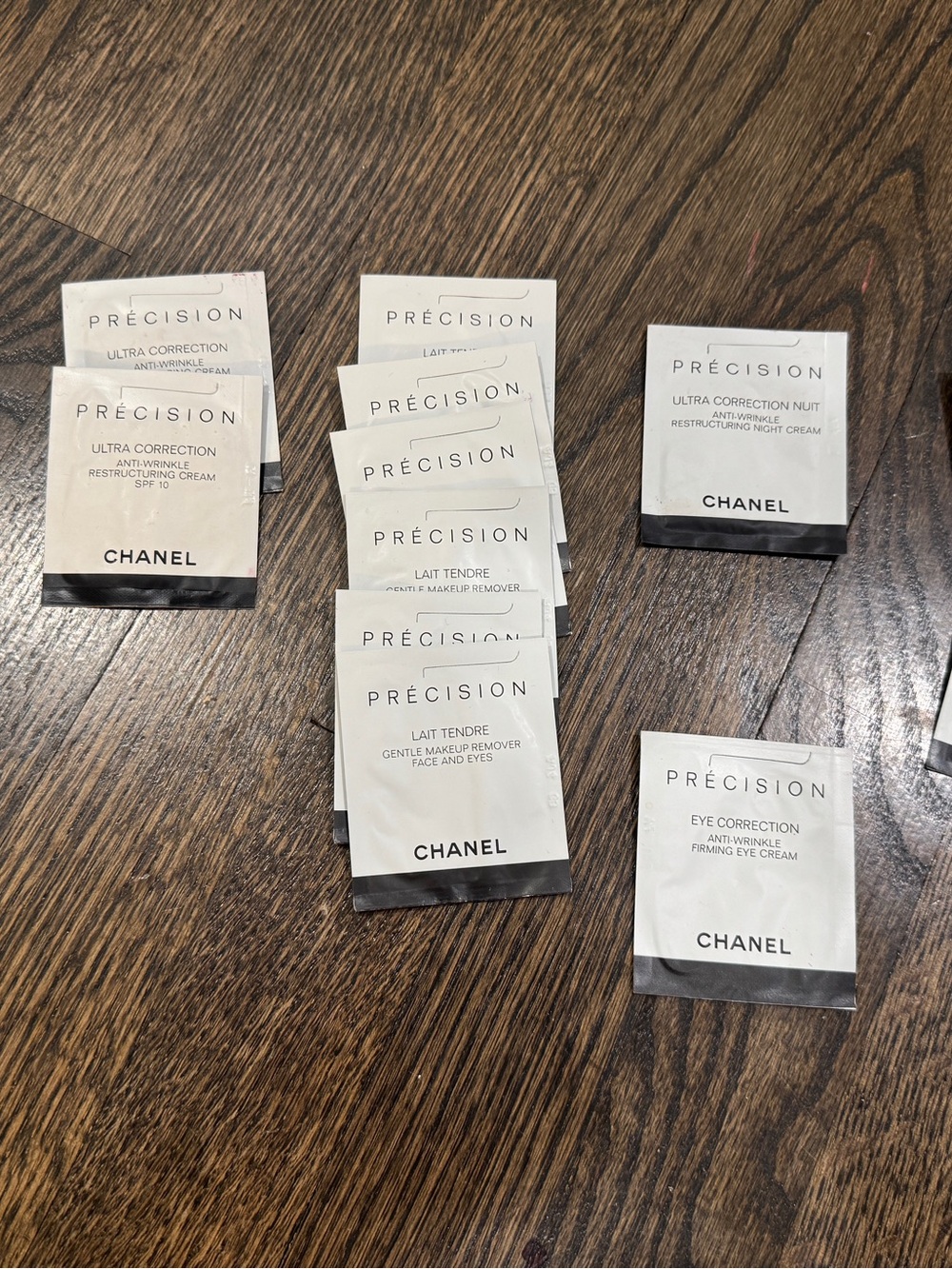 Chanel Precision 16 Skin Care Sample Packets - Picture 3 of 10